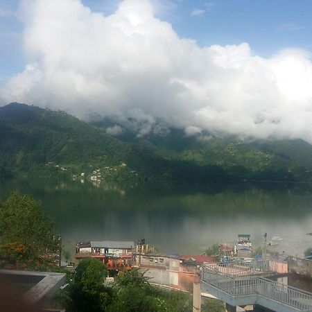 Hotel Bhadrakali Pokhara Inn Exterior foto