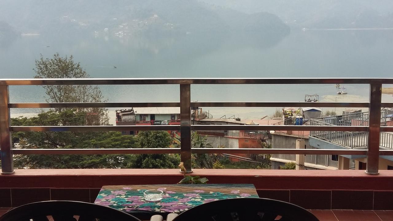 Hotel Bhadrakali Pokhara Inn Exterior foto