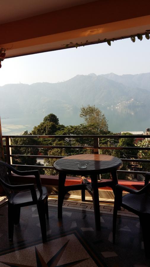 Hotel Bhadrakali Pokhara Inn Exterior foto